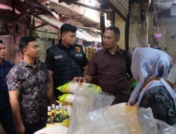 Sat Reskrim Polres Majalengka Bersama Instansi Terkait Lakukan Pengecekan Operasi Pasar untuk Pantau Harga Beras
