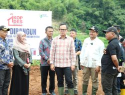Dinilai Ideal, Lokasi Pembangunan Kopdeskel di Desa Ciptasari Sumedang Ditinjau Wamendagri Bima