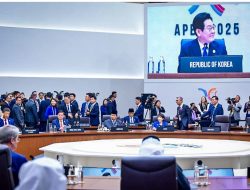 Presiden Prabowo Sampaikan Sambutan sesi Pertama APEC Economic Leaders’ Meeting yang Digelar di Hwabaek International Convention Centre.