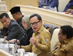 Rapat dengan DPR, Kemendagri Tegaskan Komitmen Kawal Percepatan Program Strategis Nasional