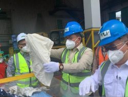 Kemendag Musnahkan 500 Balpres Pakaian Bekas Impor Hasil Sitaan