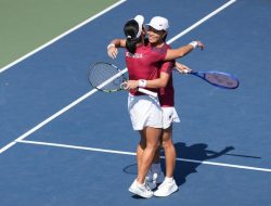 Tumbangkan Tim Tuan Rumah, Tenis Ganda Putri Indonesia Sukses Raih Emas SEA Games 2025 Thailand