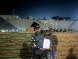 Percepat Distribusi Bantuan, KRI Teluk Gilimanuk-531 Tiba di Aceh Laksanakan Debarkasi Untuk Korban Bencana Alam