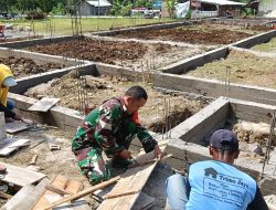 “Babinsa Klego Turun Tangan Bantu Warga Cor Pondasi Rumah, Wujud Nyata Kepedulian TNI di Tengah Masyarakat”