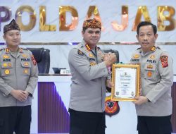 Kasat Binmas Polres Bogor Raih Penghargaan Kasat Binmas Terbaik pada Anev Binmas Polda Jabar 2025