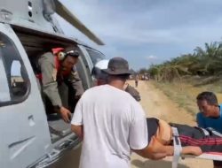 Kadispenal: TNI AL Telah Evakuasi Anak 9 Tahun Yang Alami Patah Kaki dan Lansia Penyintas Stroke Menggunakan Heli