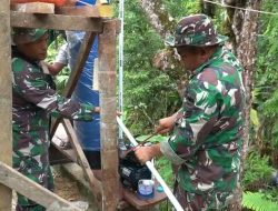 Satgas Kodim 0210/TU Pasang Pompa Penjernih Air di Posko Pengungsian HKBP Sibalanga