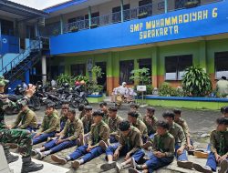 Babinsa Tipes Beri Motivasi Siswa SMP Muhammadiyah 6 Mengenal Profesi TNI