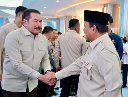 Presiden Prabowo Subianto Menuliskan Pesan Khusus Tentang Integritas dan Keberanian Penegak Hukum dalam Sebuah Prasasti