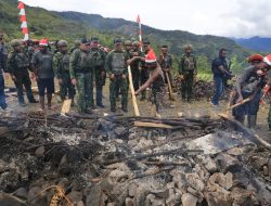 Pangkogabwilhan III Hadiri Tradisi Bakar Batu Bersama Masyarakat Dokome, Sambut Natal 2025