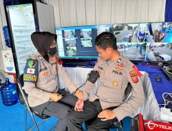 Jaga Stamina Personel Saat Pengamanan Ops Lilin 2025, Sidokkes Polres Majalengka Cek Kesehatan di Pos Yan Rest Area