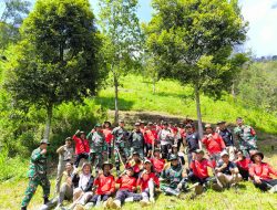 Danramil Selo Pimpin Penghijauan Lereng Merbabu, Tanam Pohon Demi Jaga Mata Air dan Cegah Longsor