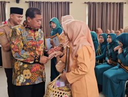 Bupati Majalengka Hadiri Pelantikan Ketua PKK, Bunda PAUD , Bunda Literasi dan Ketua Posyandu Kecamatan.