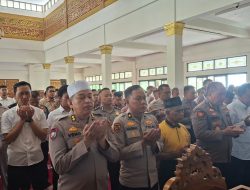Polda Jabar Gelar Sholat Ghaib untuk Korban Bencana Longsor di Cisarua