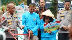 Petani Dapat Umroh Gratis dari Kapolda Jabar, “Haturnuhun Bapak Kapolda