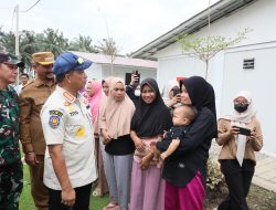 Pastikan Pengungsi Hidup Layak, Kasatgas Tito Tinjau Huntara di Aceh Tamiang*