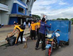 Polda Jabar Apel Pagi Gabungan dan Bersih Bersih / Korve Massal di Stadion GBLA