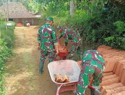 ‎Distribusi Material Dikebut, Pembangunan RTLH TMMD Reguler ke-127 di Desa Kembang Terus Berjalan