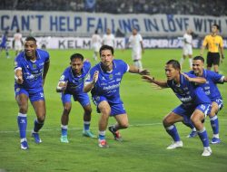 Persib Bandung Menang Sempurna di Kandang 2-0 lawan Malut United