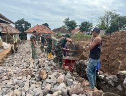 TMMD Ke-127 Kodim 0617/Majalengka Bangun TPT di Sindangwangi, Perkuat Infrastruktur dan Cegah Longsor