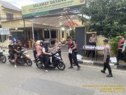 Ramadan Penuh Berkah, Sat Samapta Polres Majalengka Gelar Pembagian Takjil