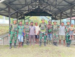 Lingkungan Bersih dan Sehat, Satgas Yonif 521/DY Gelar Karya Bhakti di Pasar Tradisional Distrik Apalapsili