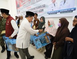 Semarakkan Ramadan, Kasatgas Tito Salurkan Bantuan untuk Korban Bencana di Pidie Jaya