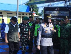 Dandim 0617/Majalengka Hadiri Apel Gelar Pasukan Operasi Ketupat Lodaya 2026 dan Pemusnahan Ribuan Botol Miras di Polres Majalengka