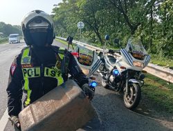 Respon Cepat Tim Urai Polres Majalengka, Amankan Benda Berbahaya di Jalur Tol Cipali Demi Keselamatan Pemudik