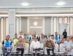 Kapolda Jabar Melaksanakan Anev Sitkamtibmas dan Monitoring Pelayanan Idul Fitri 1447 H di Pos Hoegeng Ciawi, Rapat Dipimpin oleh Kapolri