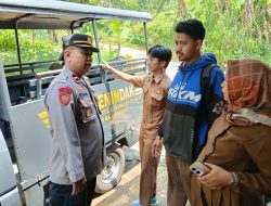 Patroli Siang Kapolsek Malausma IPDA Riyana Sapa Perangkat Desa Sukadana Sampaikan Himbauan Kamtibmas