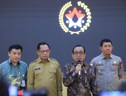Menko PMK Bahas Percepatan Rehabilitasi dan Rekonstruksi Pascabencana Sumatra