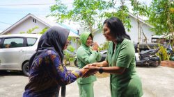 Sentuhan Kasih Persit KCK PD XVIII/Kasuari Hadir Menguatkan Keluarga Prajurit