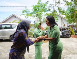 Sentuhan Kasih Persit KCK PD XVIII/Kasuari Hadir Menguatkan Keluarga Prajurit