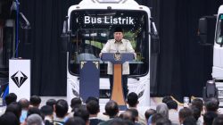 Presiden Prabowo Subianto Resmikan Pabrik Perakitan Kendaraan Komersial Listrik, Tonggak Baru Industrialisasi Hijau Nasional
