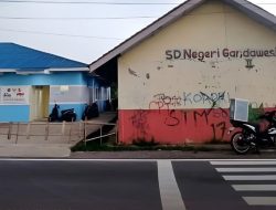 Viral Bangunan SDN II Gandawesi Kontras dengan Dapur MBG, Disdik Pastikan Masuk Program Perbaikan.