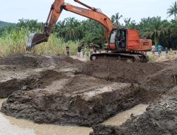Kodim 0212/TS Bersama Masyarakat Mulai Bangun Jembatan Gantung di Ulu Sosa