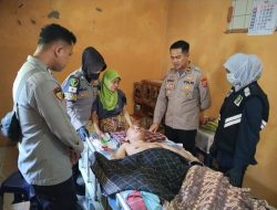 Polres Majalengka Laksanakan Home Visit untuk Anggota yang Sakit Menahun