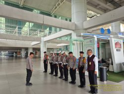 Pastikan Kelancaran Ibadah, Polres Majalengka Gelar Apel Kesiapan Pengamanan Keberangkatan Jemaah Haji Kloter 9 di BIJB Kertajati