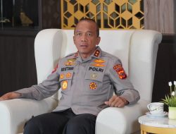 Polda Jabar Berdayakan Warga Lokal dan Beri Layanan Kesehatan di Kaki Gunung Gede
