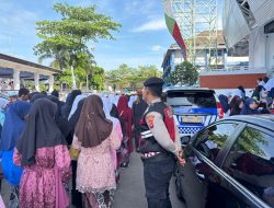 Khidmat dan Aman, Polres Majalengka Kawal Upacara Peringatan Hari Pendidikan Nasional di GGM