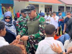 Satgas Swasembada Yonif 643/Wns Koops TNI Habema, Turut Berpatisipasi Peringati Hari Pendidikan Nasional Di Sekolah Perbatasan Papua 
