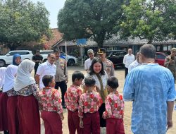 Dukung Program Pendidikan, Polres Majalengka Berikan Pengamanan Kunjungan Kerja Reses Anggota DPR-RI di Kadipaten
