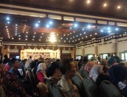 Babinsa Koramil 14 Jatisrono Bersama Linmas Sisir Obyek Vital Demi Jaga Keamanan Warga