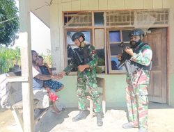 Mempererat Kebersamaan Dengan Masyarakat di Perbatasan