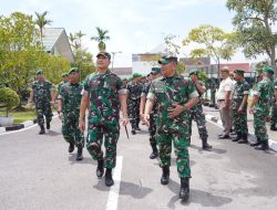 Pangdam I/BB menekankan kepada Personil Bekangdam l/BB pentingnya profesionalisme, disiplin, dan loyalitas. 