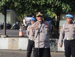 Kabag Ops Polres Majalengka Pimpin Apel Pagi di Halaman Masjid Jami Al-Usholihin