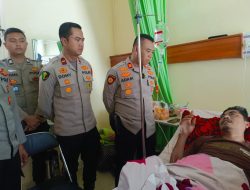 Kasi Dokkes Polres Majalengka Laksanakan Hospital Visite terhadap Anggota yang sedang Dirawat 