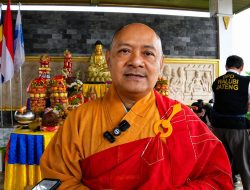 Air Berkah Waisak Jadi Simbol Kesucian dan Penguatan Nilai Welas Asih