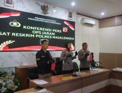 Todong Ibu Rumah Tangga Pakai Celurit, Dua Pelaku Curas Sadis di Leuwimunding Digulung Polres Majalengka